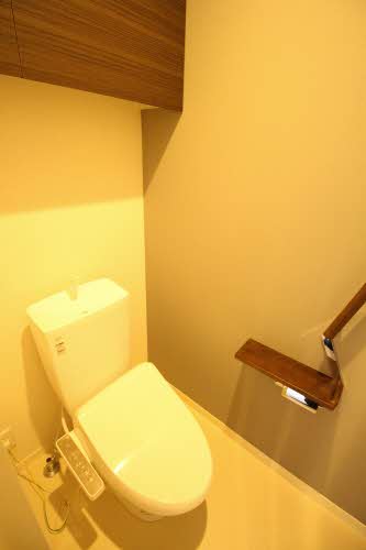 ＪＲ山陽本線 福山駅 徒歩53分 2階建 築5年のトイレ写真