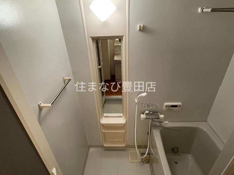 バス・シャワールーム　同型タイプ