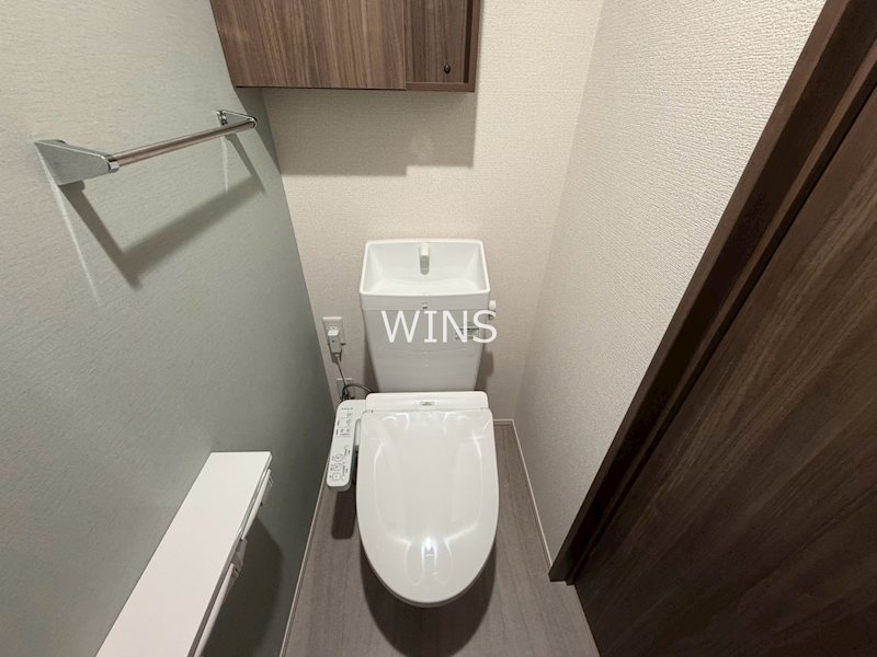 ＪＲ鹿児島本線 箱崎駅 徒歩9分 3階建 築1年のトイレ写真