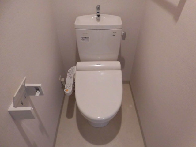 トイレ　清潔感のあるきれいなトイレです