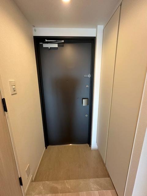 玄関　※写真は同タイプ住戸です。