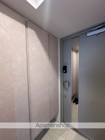 ラティエラ武蔵小山レジデンスの玄関写真
