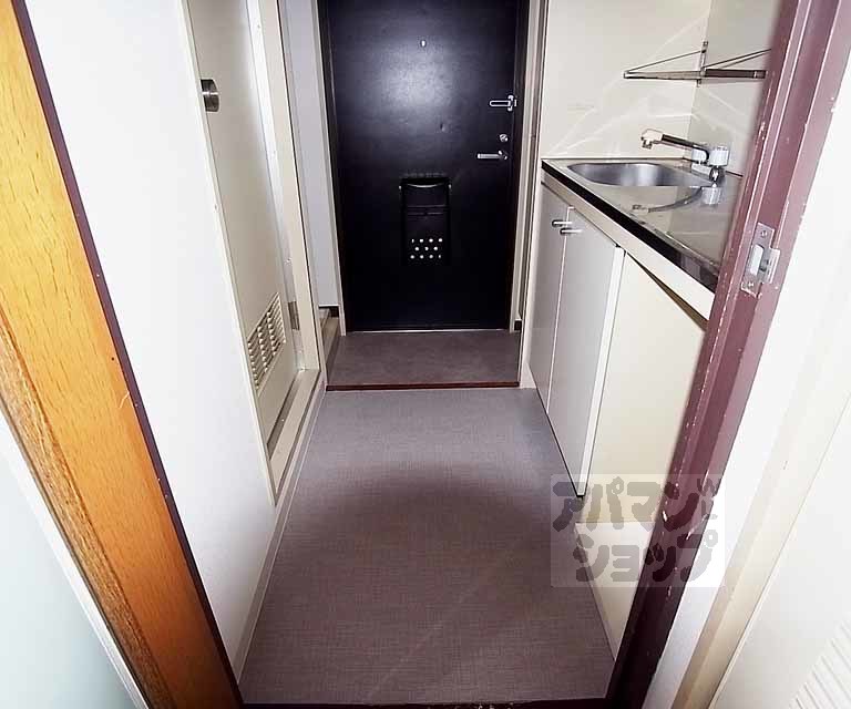 DETOM-1一条通の内装写真