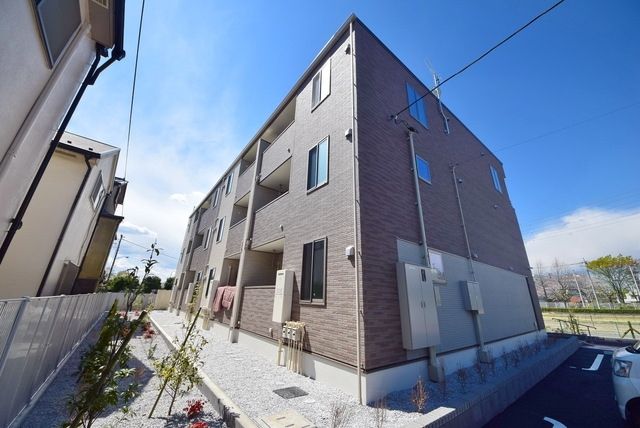 建物外観　★お部屋探しはタウンハウジング稲田堤店まで★