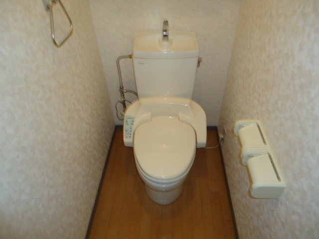 トイレ　図面と現状に相違がある場合には現状を優先
