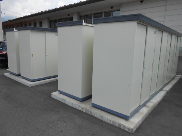 その他設備　各戸個別の屋外物置完備（冬用タイヤ等収納可能）
