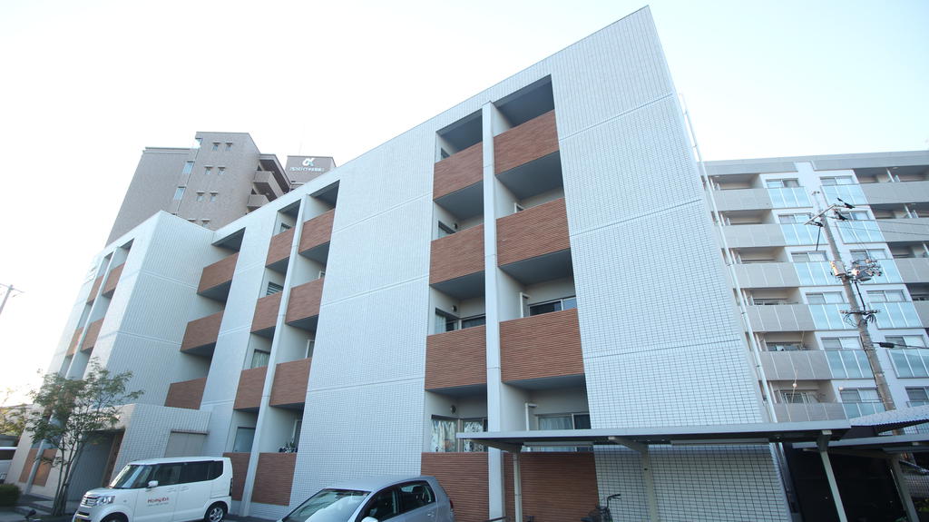 建物外観　中庄駅徒歩5分のオートロック付きワンルームマンションです☆