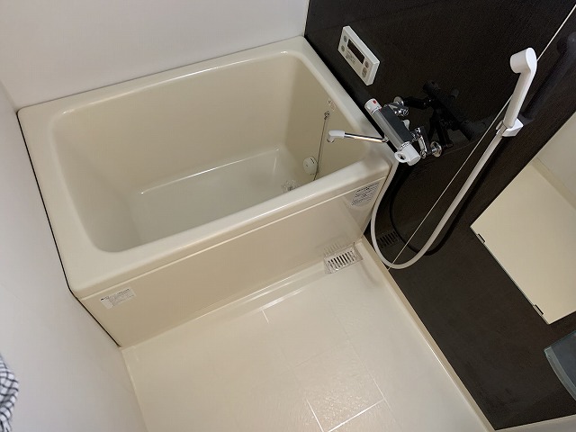 バス・シャワールーム　浴室