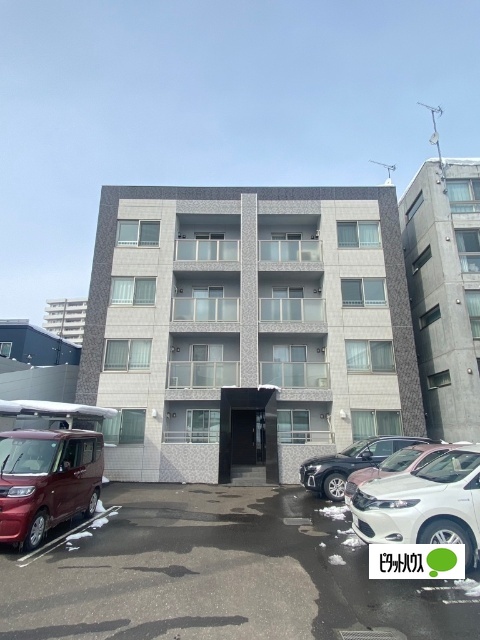 札幌市手稲区手稲本町一条のマンションの建物外観