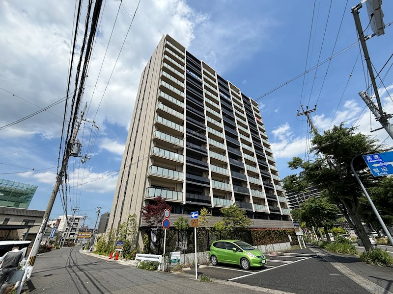 プレミスト大津京の建物外観