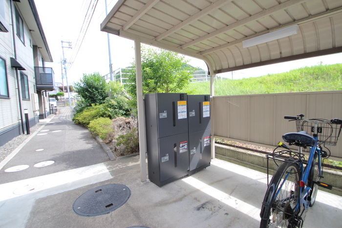 【岡山市北区津高のアパートのその他共有部分】