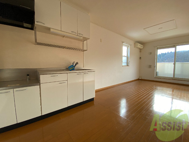 居室・リビング　ＬＤＫなので広々としていて開放感がありますね。