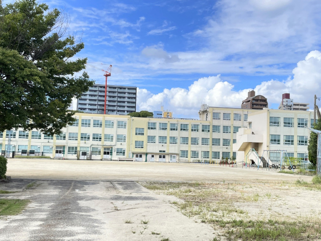 小学校　名古屋市立船方小学校（小学校）まで556m