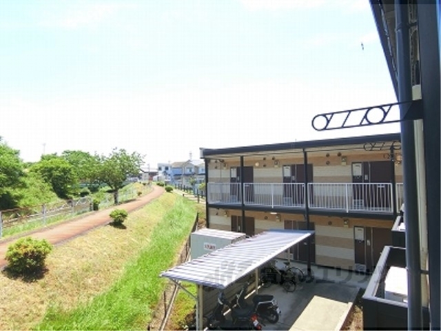 バルコニー　物干しのみ