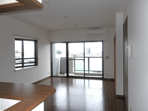 居室・リビング　LDK約16.1畳別角度　※2025年6月撮影