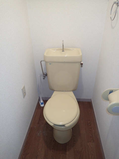 トイレ　同型タイプ