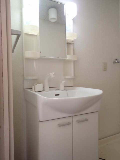 洗面設備　同型タイプ