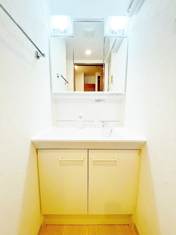 洗面設備　★洗面脱衣所/シャワー付き洗面台★