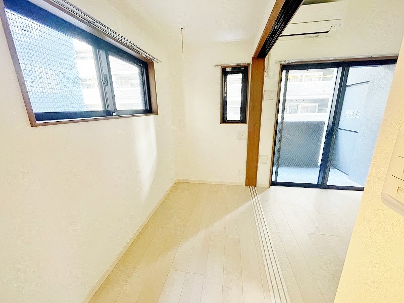 その他部屋・スペース　★洋室2.4帖★