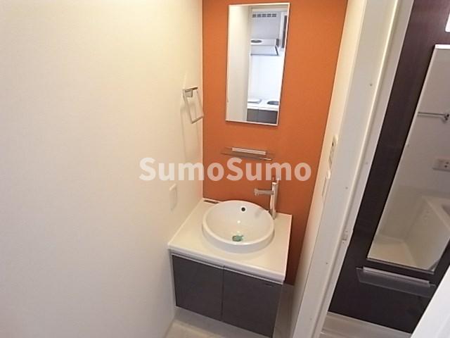 洗面設備　使いやすい洗面所です