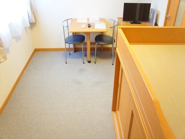 居室・リビング　家具・家電付きのお部屋でお引越しも楽々♪