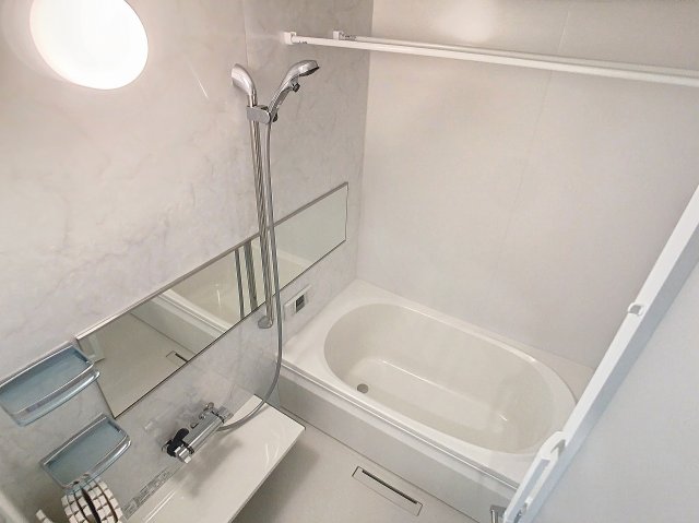 バス・シャワールーム　2024年12月撮影