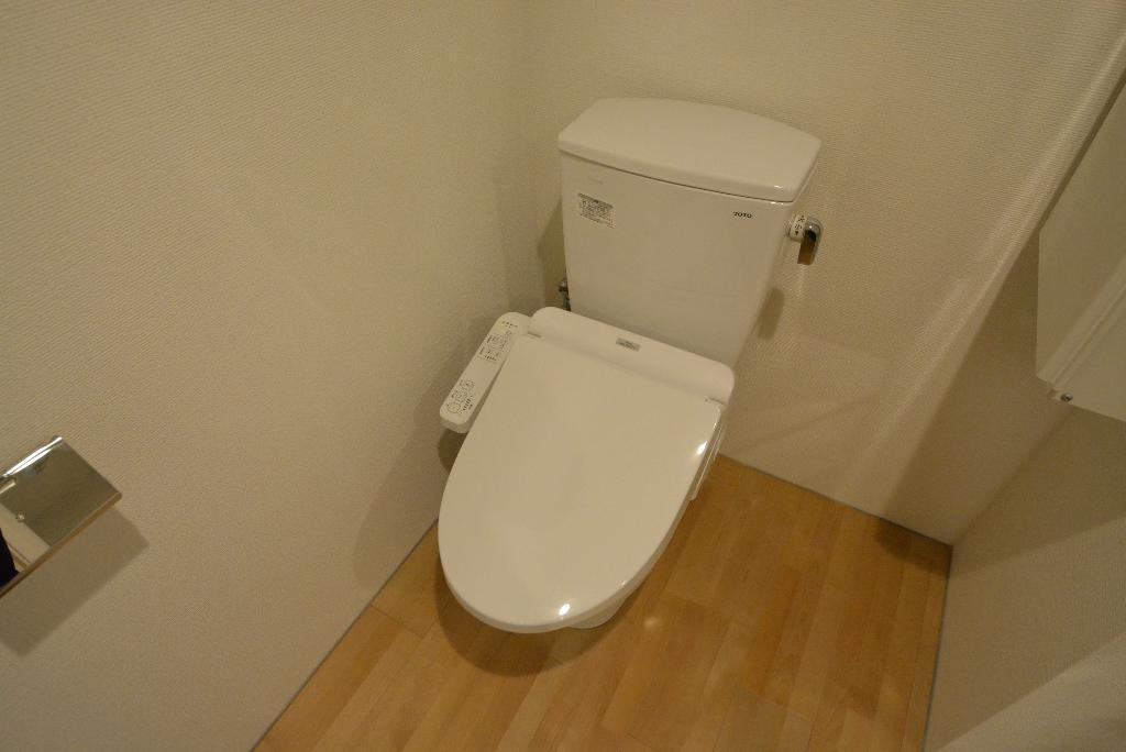 トイレ　シャワー付トイレ