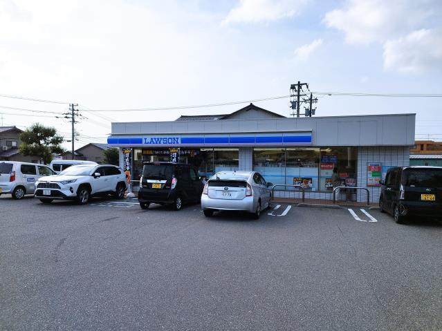 コンビニ　ローソン金沢長坂店（コンビニ）まで443m