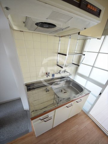 キッチン　パークドエル東高津　システムキッチン