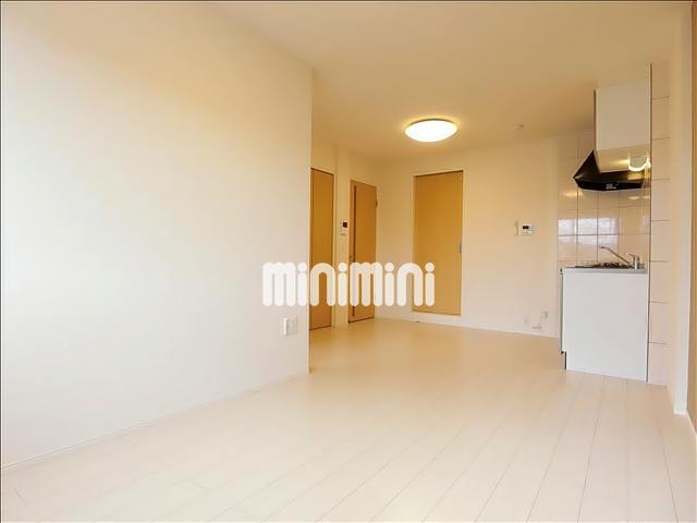 居室・リビング　南向きのお部屋です。