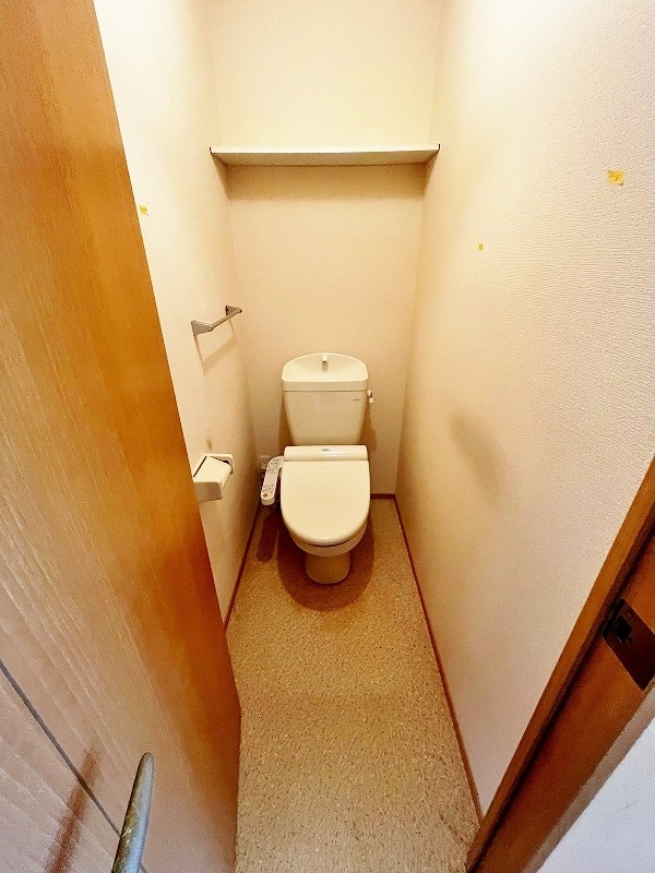 トイレ　★温水洗浄便座トイレ★