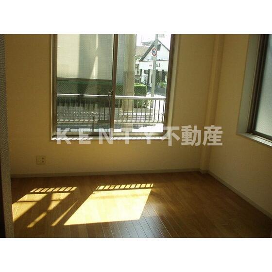 居室・リビング　おしゃれな居間です