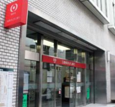 銀行　三菱ＵＦＪ銀行　玉造支店（銀行）まで450m