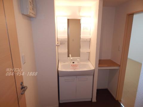 洗面設備　洗髪洗面化粧台