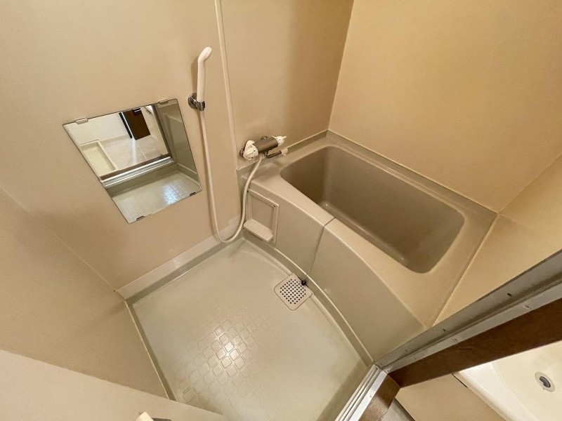 バス・シャワールーム　浴室