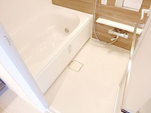 バス・シャワールーム　参考写真です