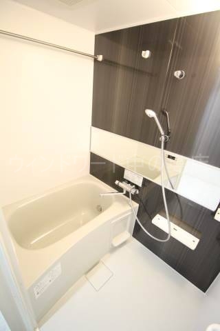 バス・シャワールーム　詳細は、ウィンドワード中の島までご相談下さい。