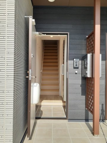 玄関　ゆったりとした玄関です