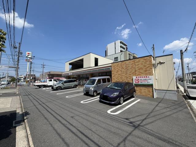 コンビニ　セブン－イレブン名古屋稲葉地町店（コンビニ）まで440m