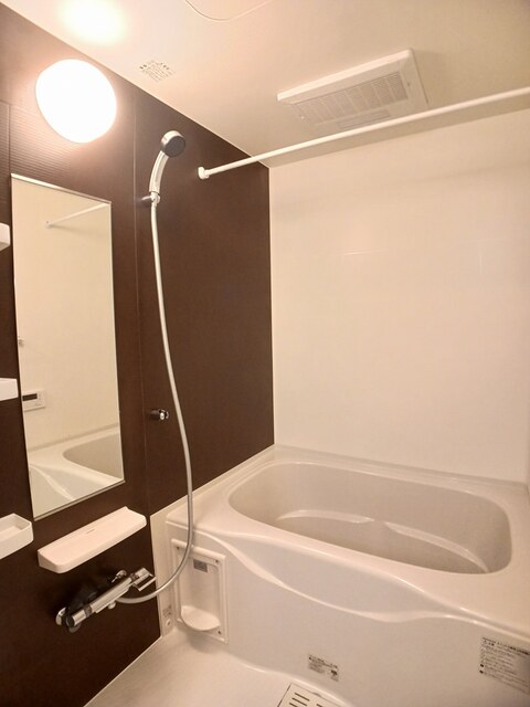 バス・シャワールーム　バス