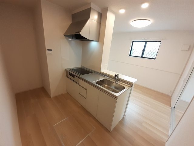 キッチン　※別号室の写真です。