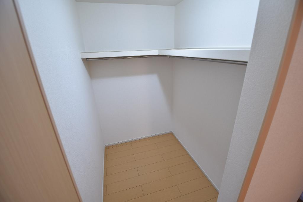 収納　クローゼット