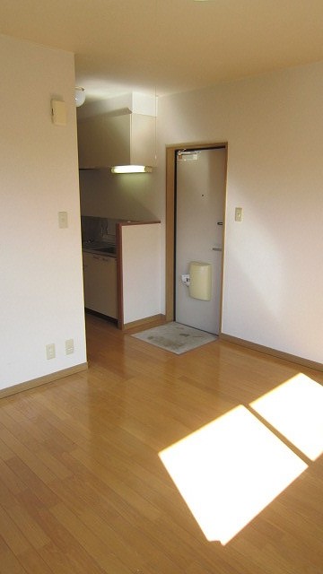 居室・リビング　洋室別角度の写真です。