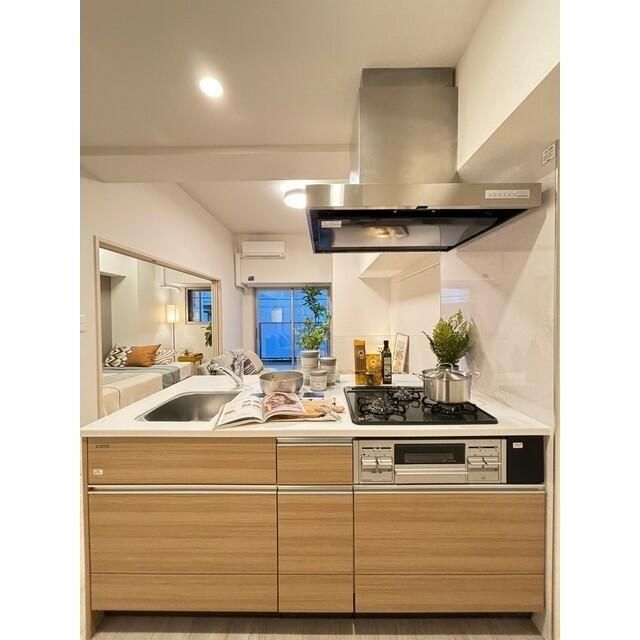 キッチン　写真は同タイプ住居です。