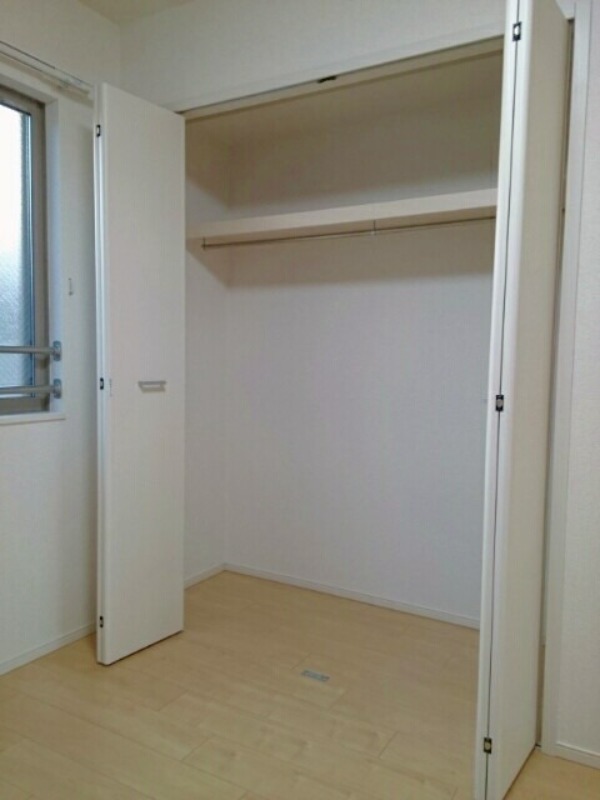 収納　図面と現状に相違がある場合には現状を優先