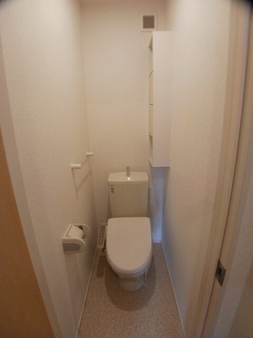 トイレ　コンパクトで使いやすいトイレです