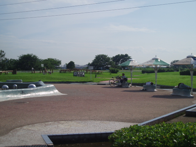 公園　淀川河川公園（公園）まで850m