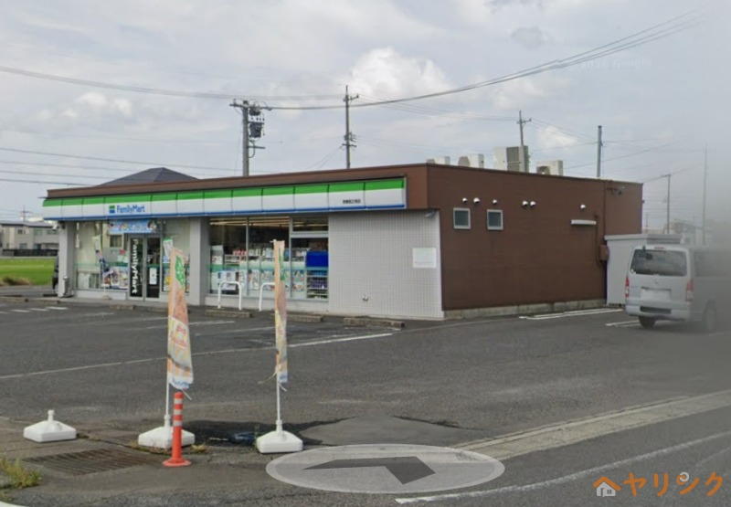 コンビニ　ファミリーマート西春西之保店（コンビニ）まで851m