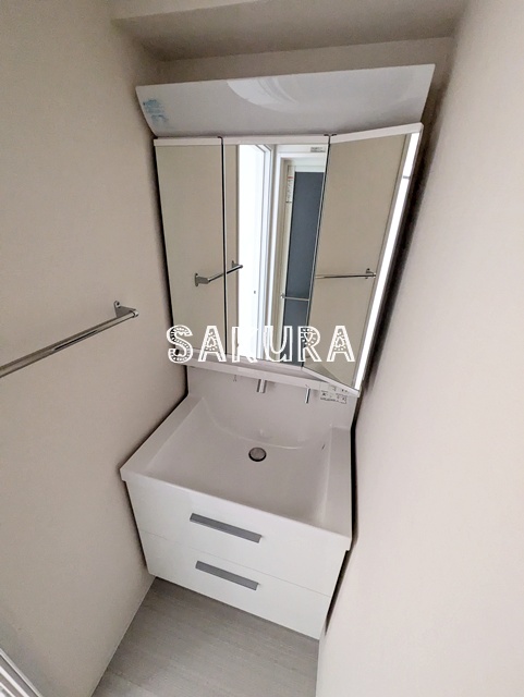 洗面設備　身支度に便利な洗面台♪