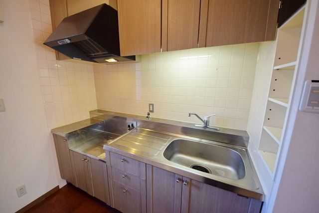 キッチン　★キッチンは二口ガスコンロ設置可能です★